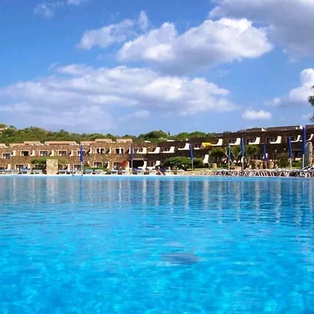 Nuraghe Lejlighedshotel 3*